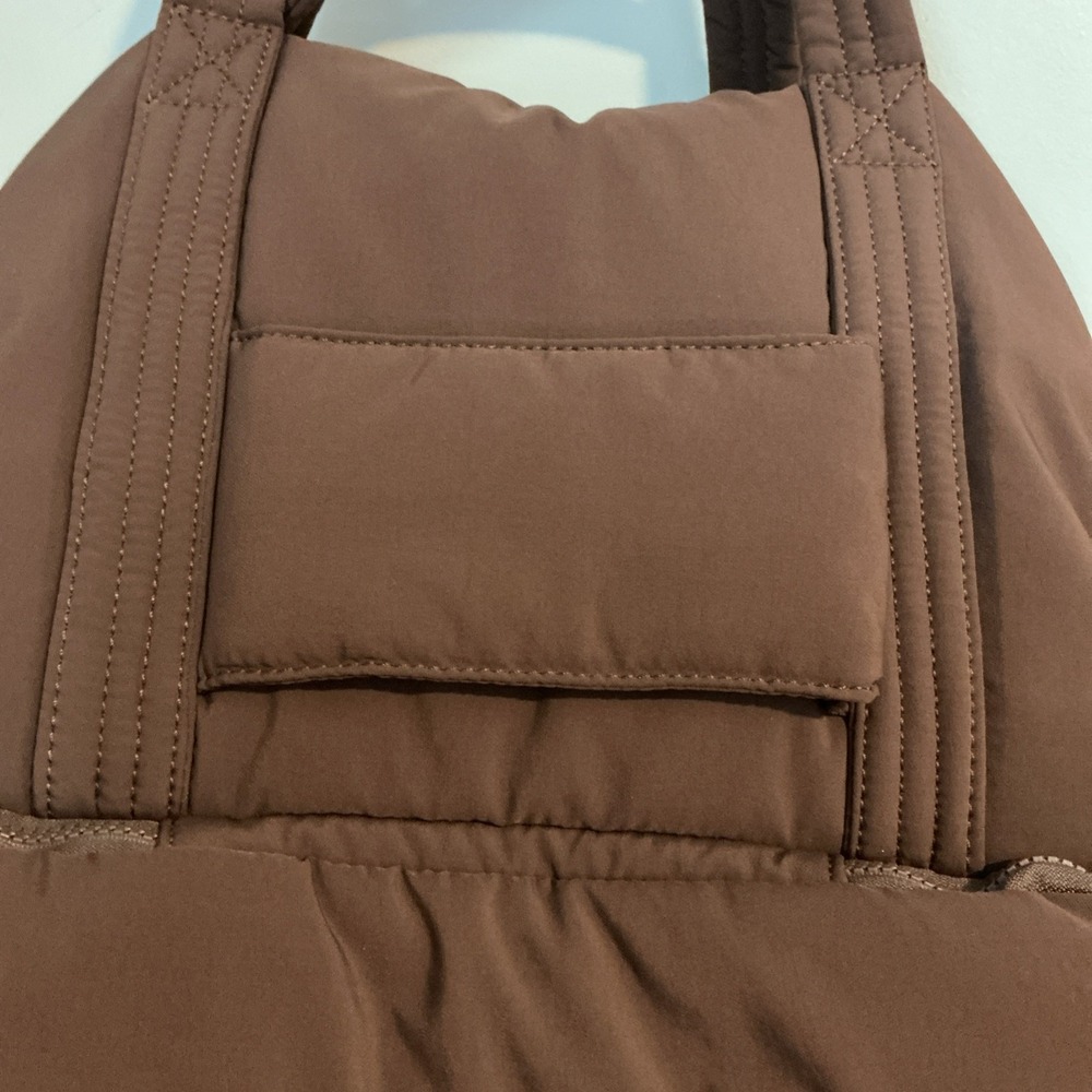 Free People Movement Camel Gym Bag / Tote with Removeable Shoulder Strap - Picture 11 of 15